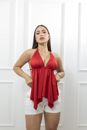 Blusa halter tela destellante con escote y caída fluida