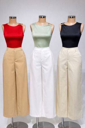 Blusa asimétrica con herraje en hombro