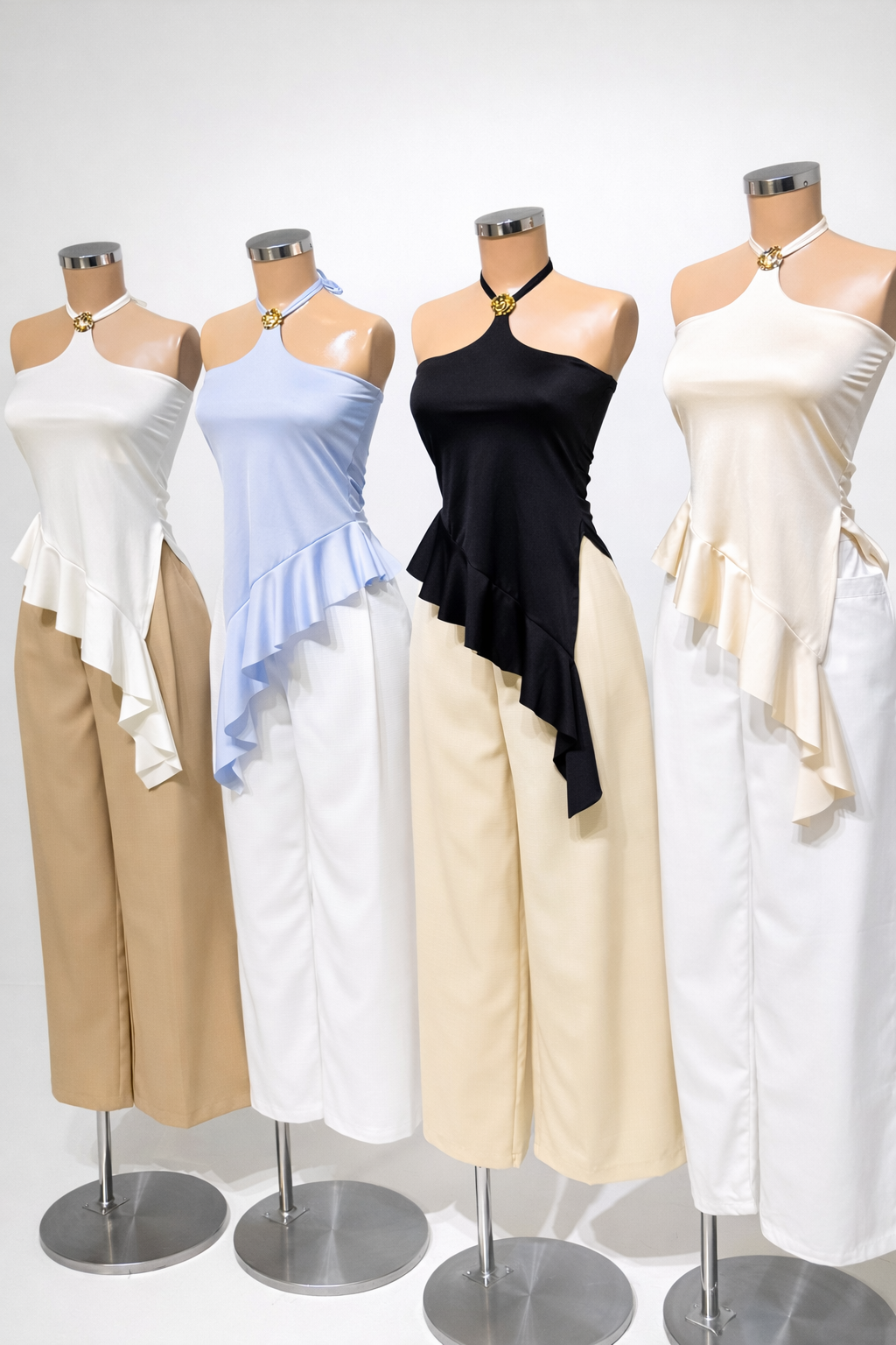 Blusa halter con herraje y diseño asimétrico fluido - Imagen 2